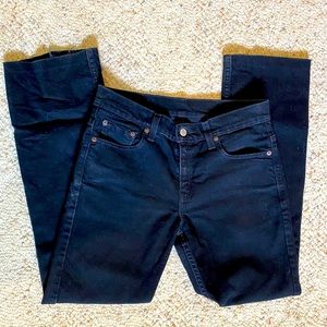 Levi’s Mid Rise Straight Leg Jeans